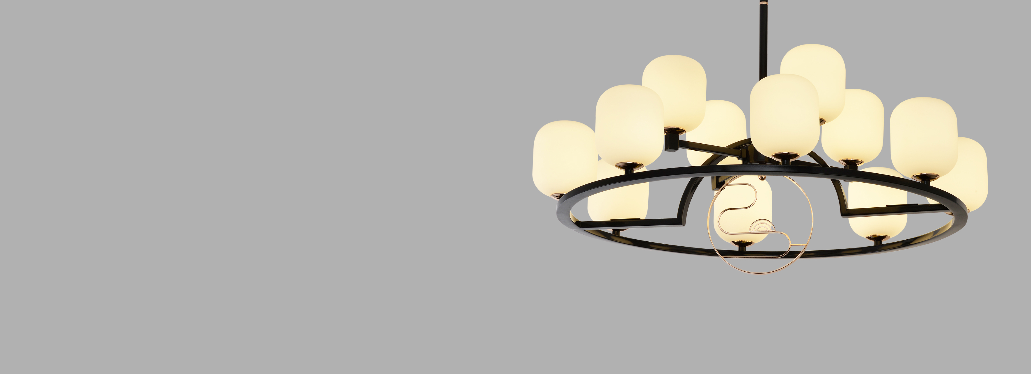 XDD94系列吊燈
 時(shí)光傾其所有，在屬...