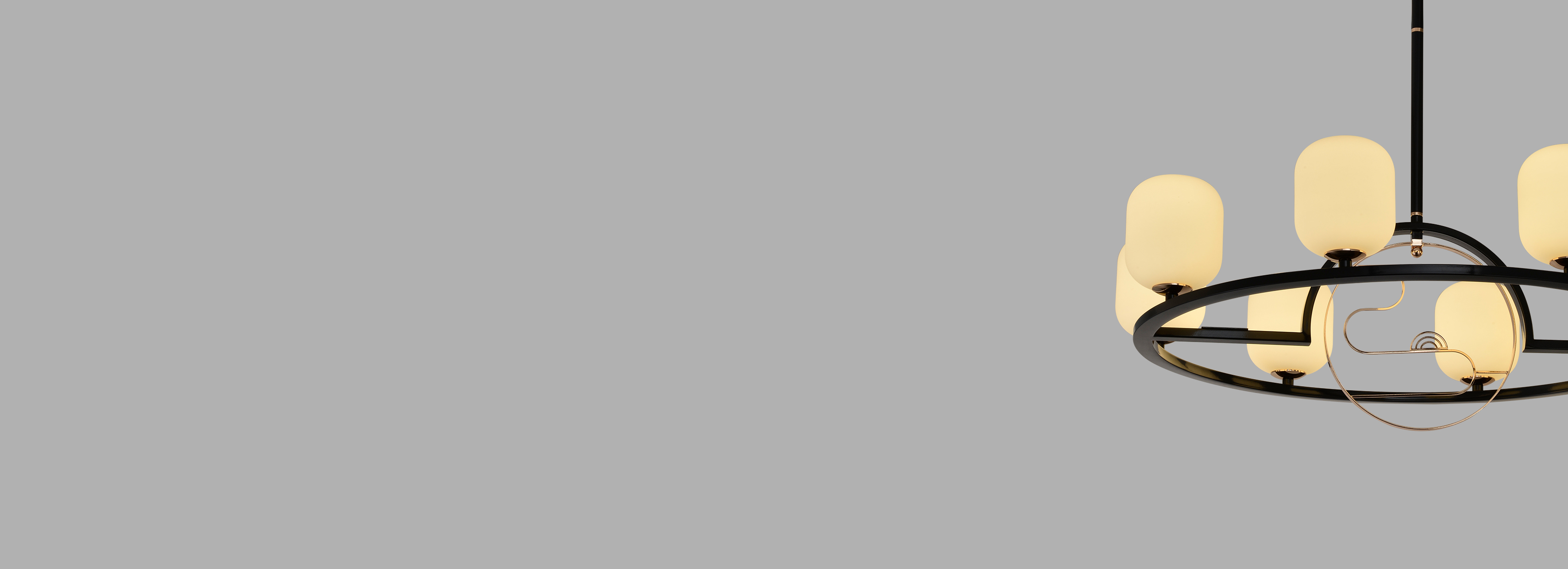 鐵藝結(jié)構(gòu)
 正泰吊燈XDD94系列采用鐵...