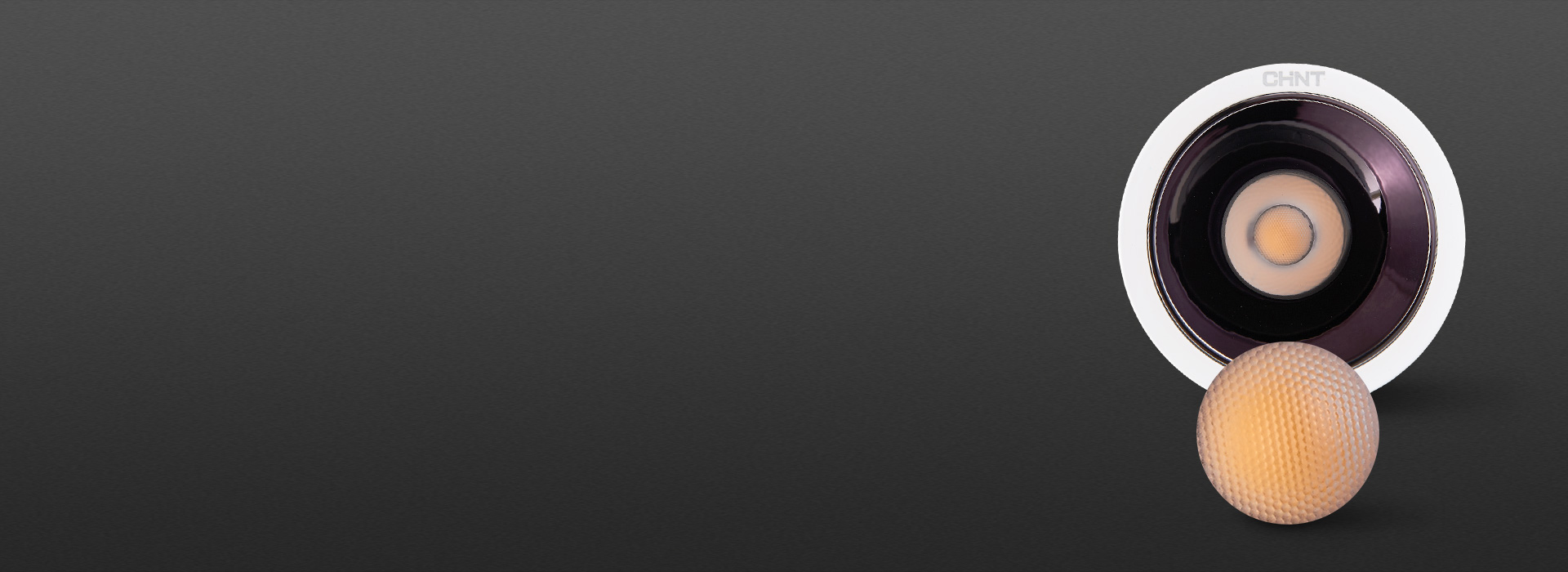 高亮COB光源，光效明亮純凈
 高品質的...