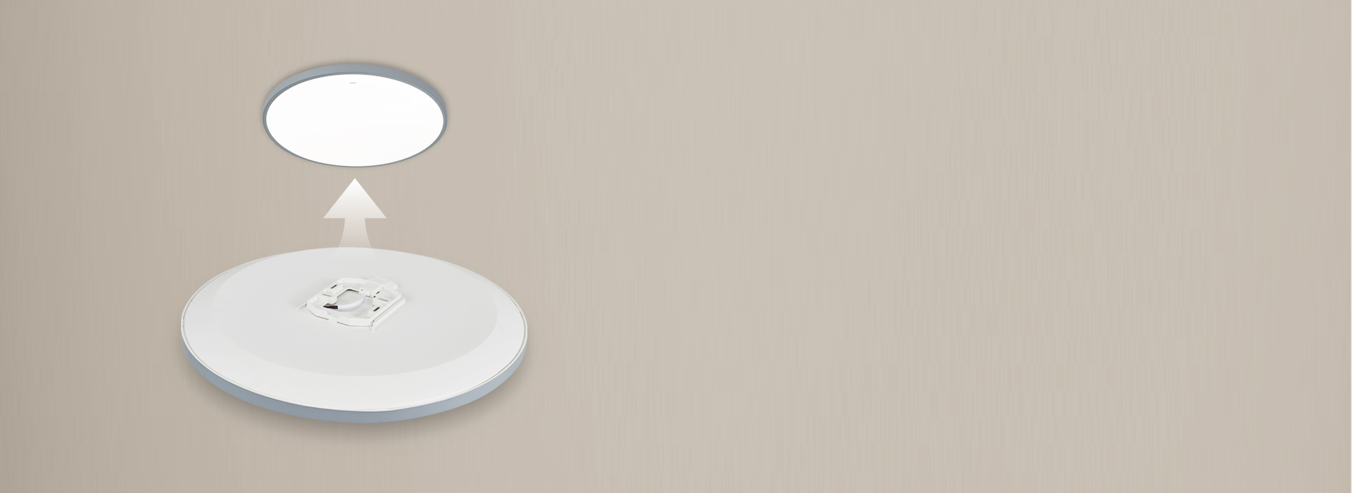 底座加寬加大，安裝更簡單
 安裝可目視化...