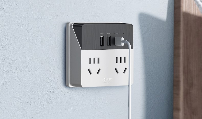 好用的排插推薦2:正泰Sunrise6系列30W轉換插座 好用的排插推薦2:正泰Sunrise6系列30W轉換插座