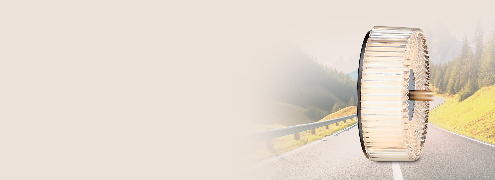 歲月如輪，留下一路風(fēng)景
 燈罩就像一個個...